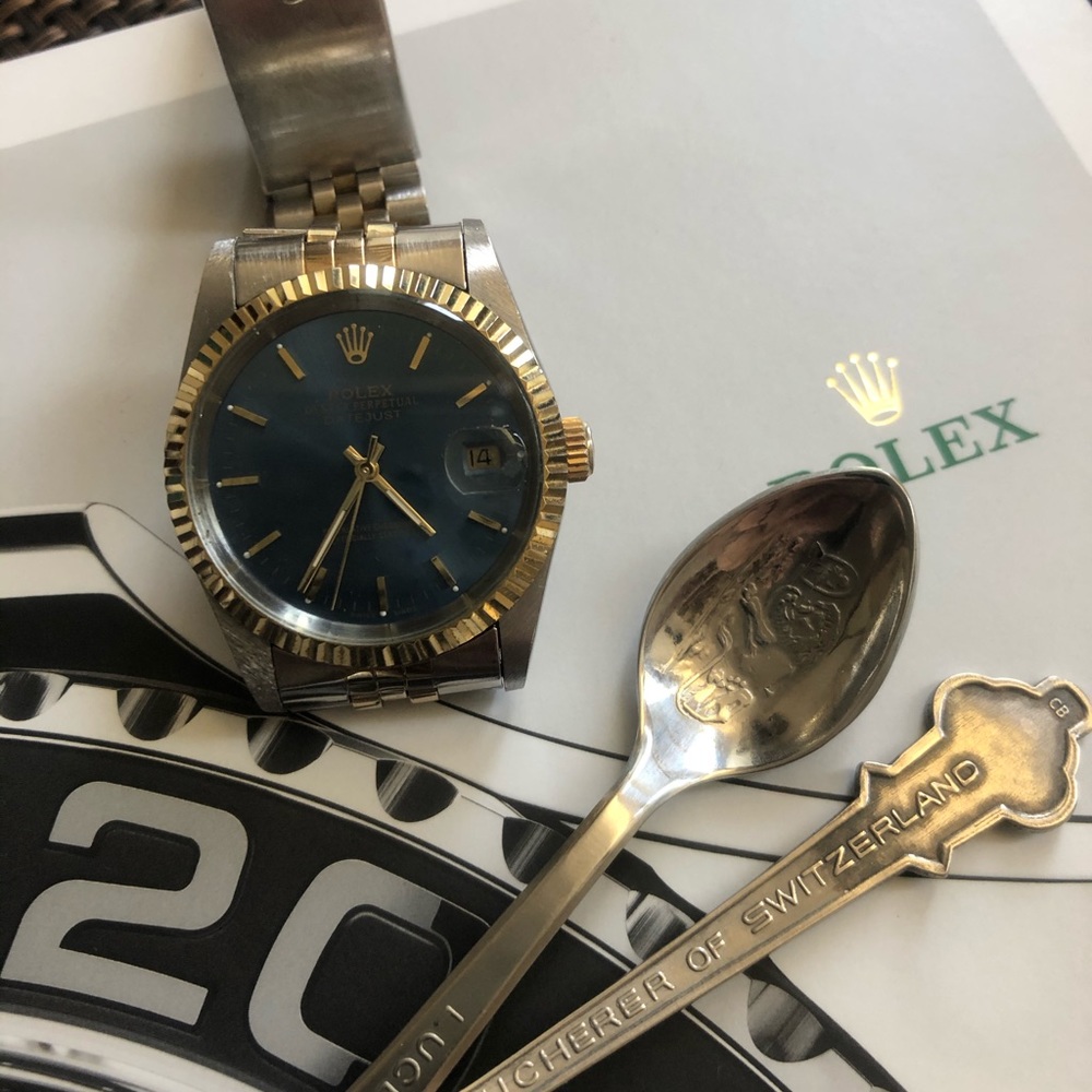 Men rolex watch date just model.